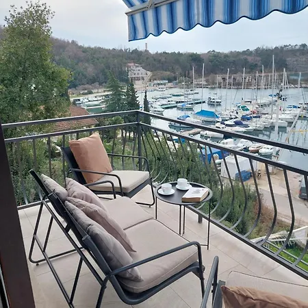 Marija Ii Apartament *